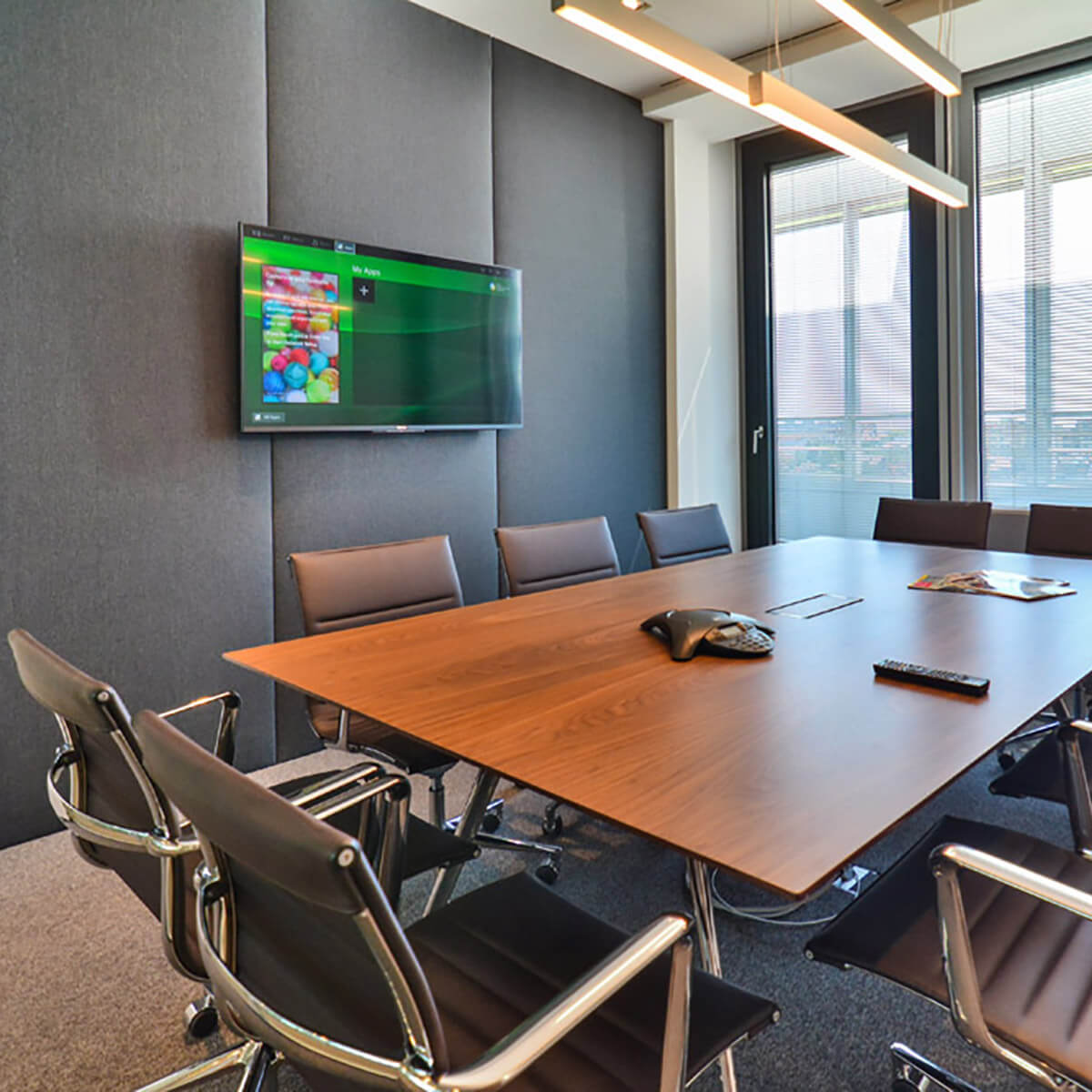Sterling_Olimpus_boardroom_with_a_view